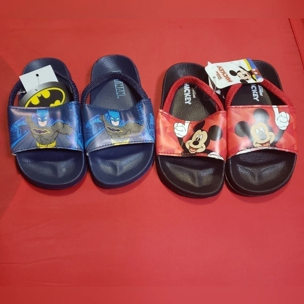 blue batman and red mickey flip flops set size M(7/8)